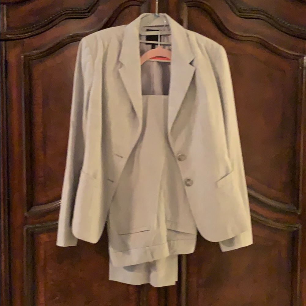 Suit